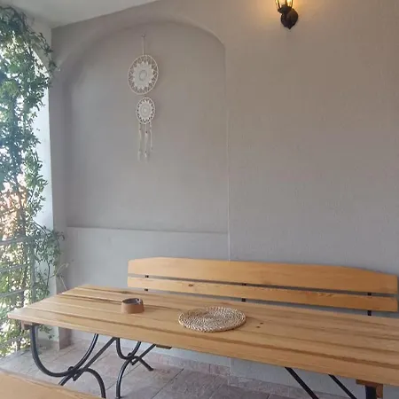 Holiday Drescher * مورتير