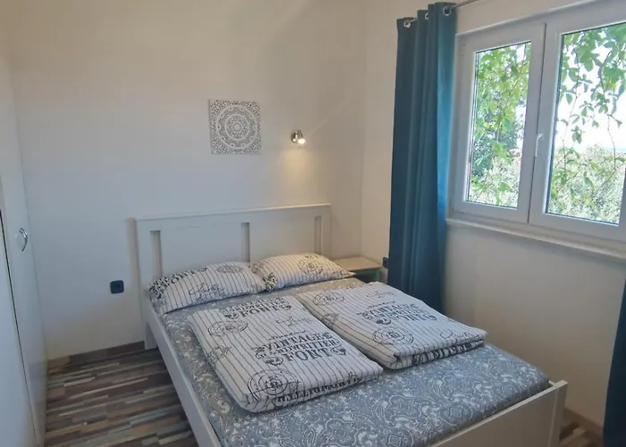 Drescher Vikendica Murter